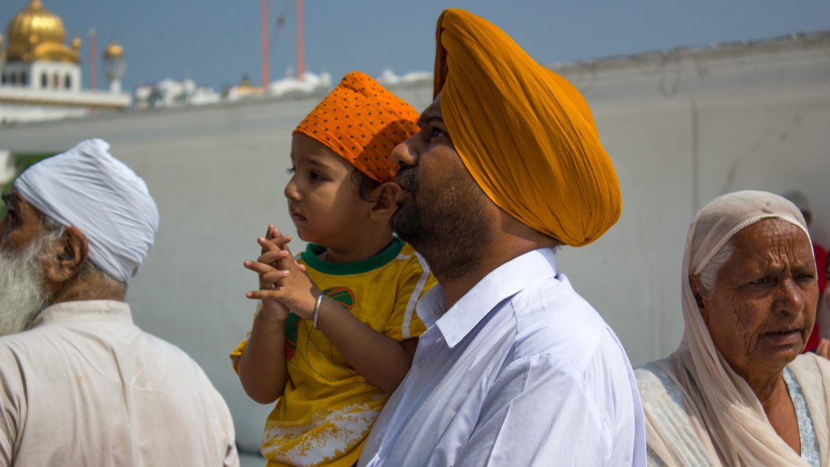 who-are-the-sikhs-and-what-are-their-beliefs